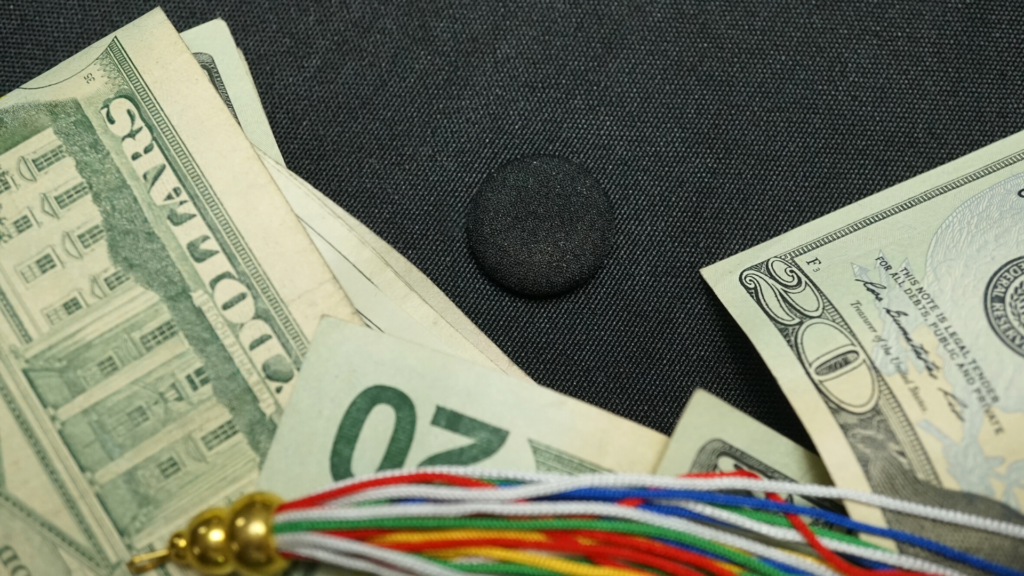 Top 20 Accredited Online Schools With No Application Fee top-20-accredited-online-schools-with-no-application-fee