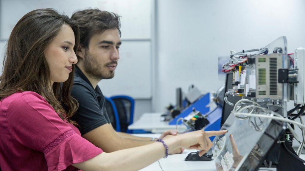 Online Associates in Electronics Engineering