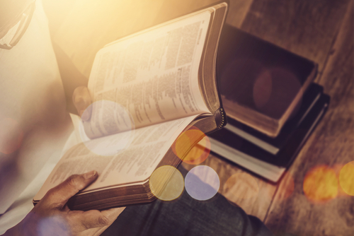 Online Associate in Religion Common Courses