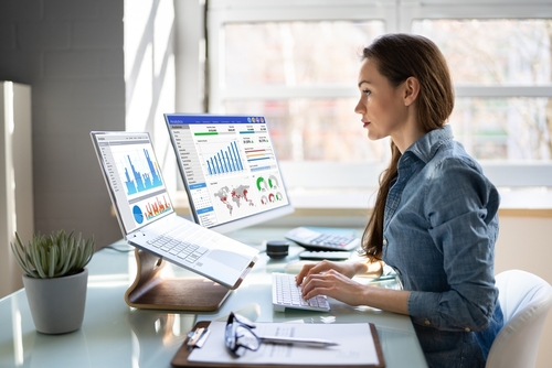 Popular Career Paths for Online Bachelor’s in Finance Graduates